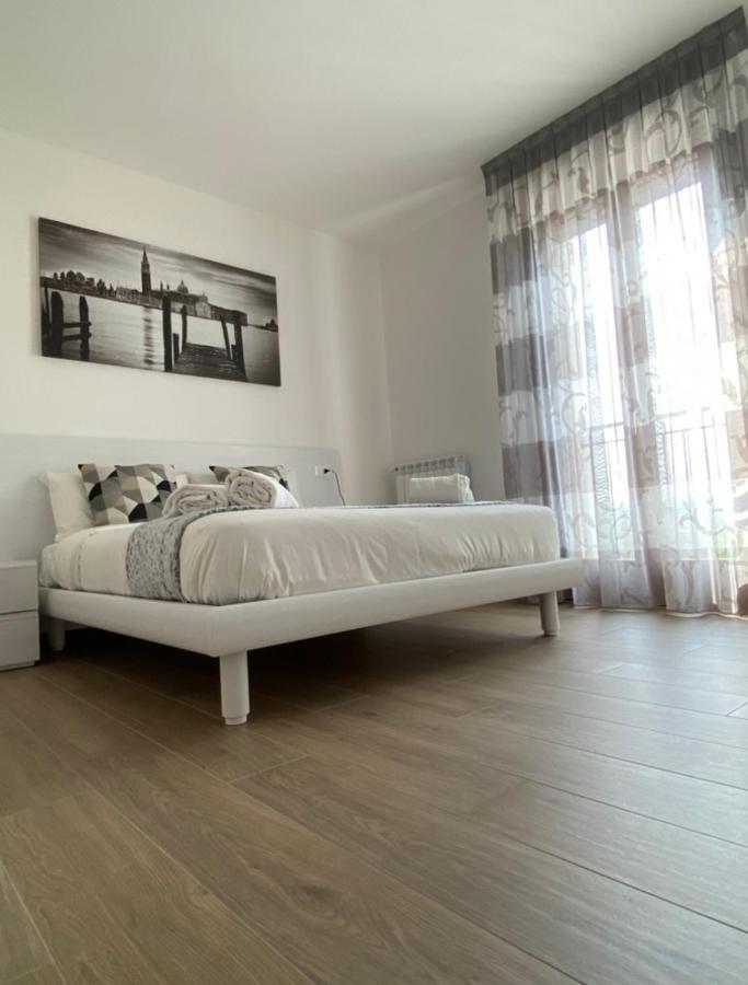 Residence Outlet Vivaldi Noventa di Piave Extérieur photo