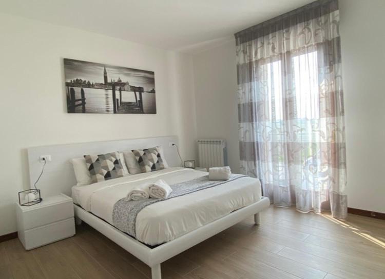 Residence Outlet Vivaldi Noventa di Piave Extérieur photo